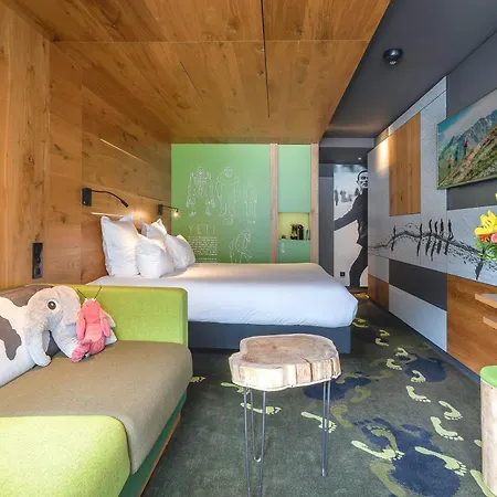 阿尔皮纳埃克莱克蒂克酒店 霞慕尼