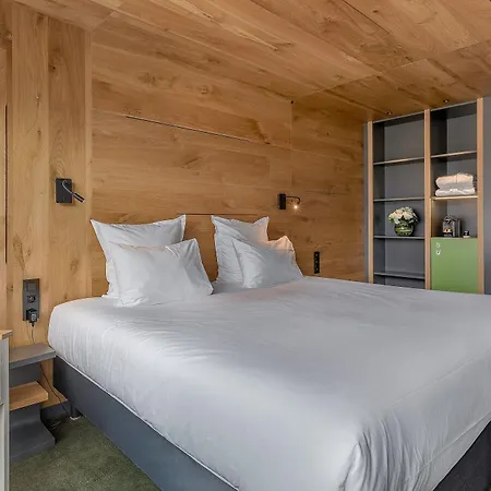 Alpina Eclectic Hotel 4*