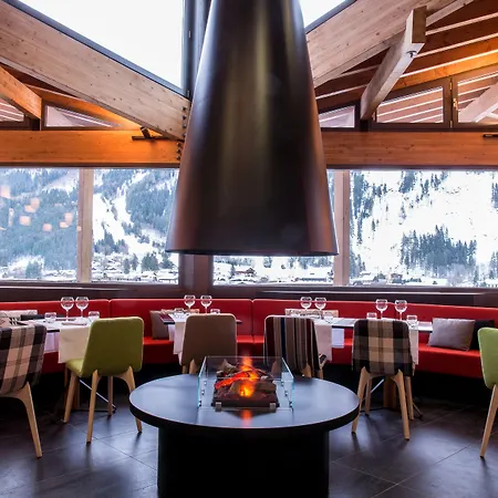 阿尔皮纳埃克莱克蒂克酒店 4* 霞慕尼