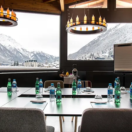 Alpina Eclectic Hotel Chamonix