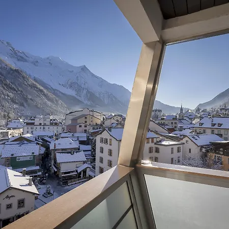 酒店 阿尔皮纳埃克莱克蒂克酒店