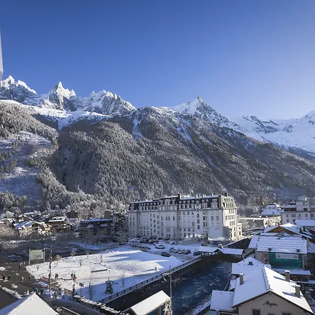 Alpina Eclectic Hotel 4*