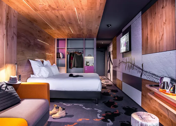 Отель Alpina Eclectic 4*