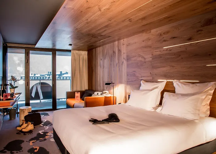 Alpina Eclectic Hotel 4*