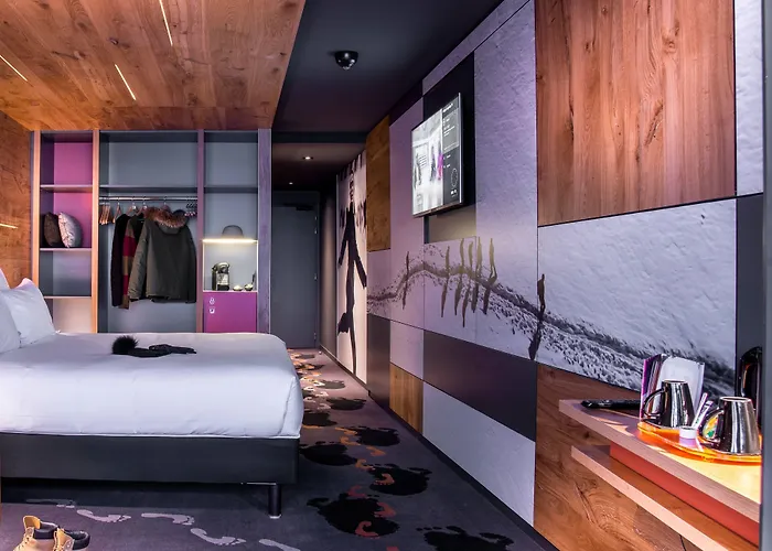 Alpina Eclectic Hotel 4*