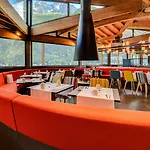 アルピナ エクレクティック 4* シャモニー